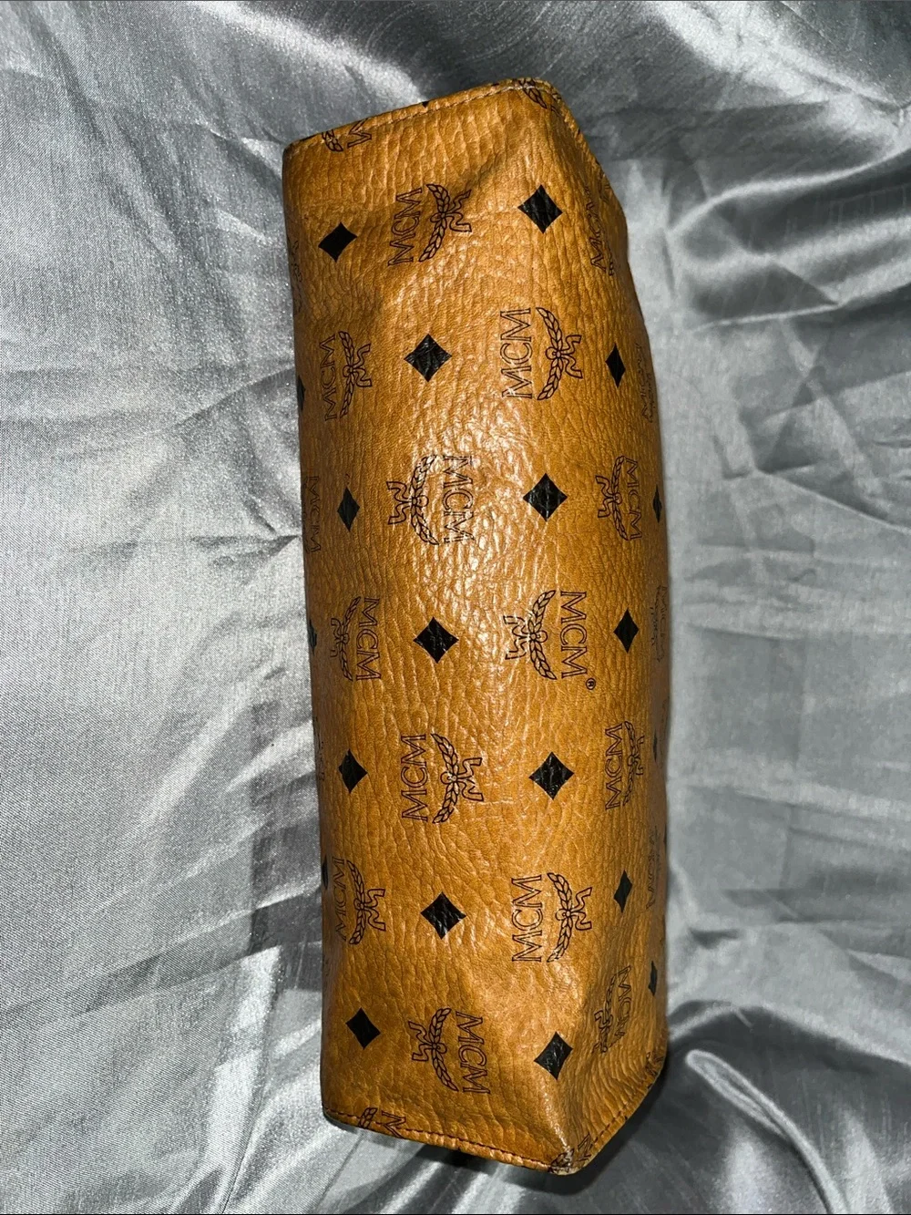MCM Clutch - Picture 10 of 17